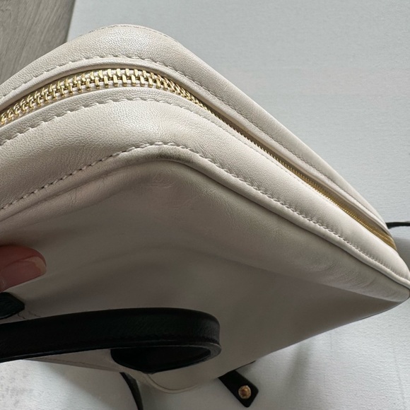 Authentic Longchamp Crossbody Leather Bag - Picture 16 of 16